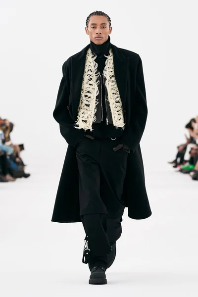 Look 26